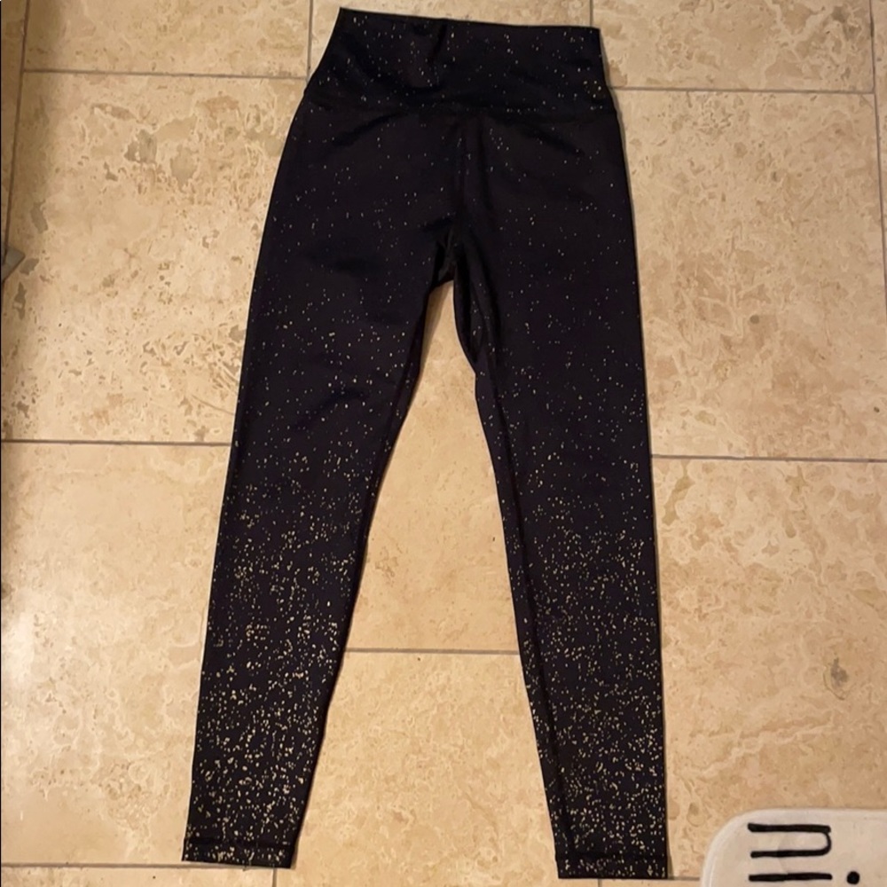 Buff bunny leggings